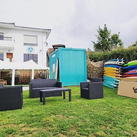 Llanes Surfcamp & Hostel Exteriör bild
