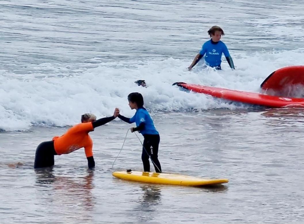 Llanes Surfcamp & Hostel Exteriör bild