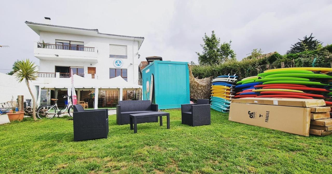 Llanes Surfcamp & Hostel Exteriör bild